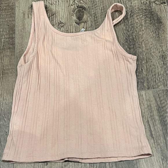 Pink crop top - Picture 2 of 2